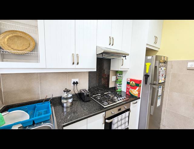 2.5 BEDROOM APARTMENT FOR SALE IN GLENWOOD